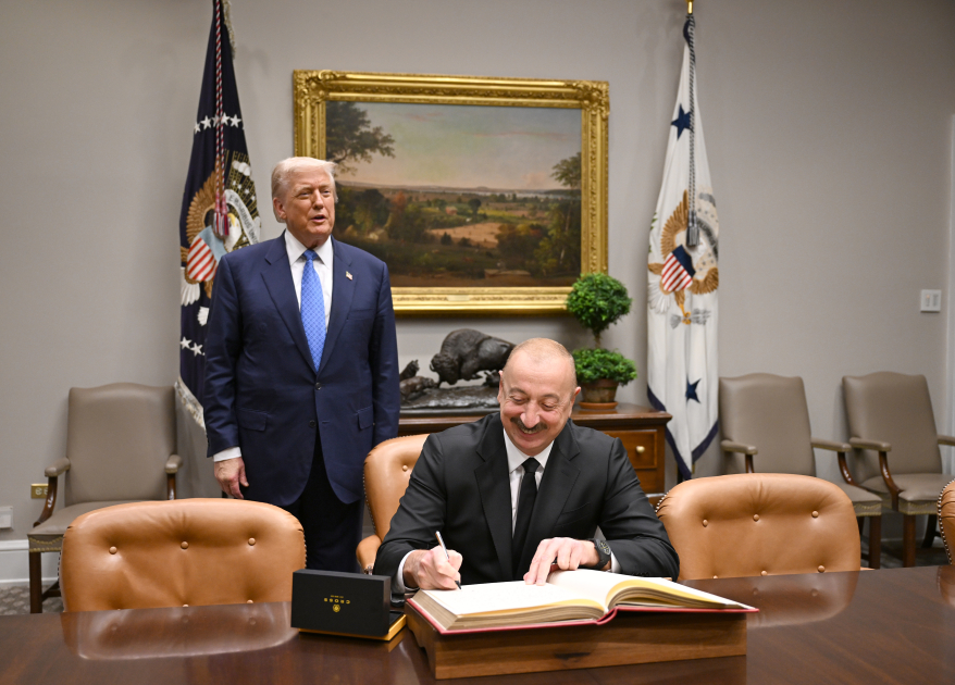 President Ilham Aliyev arrives at White House (PHOTO/VIDEO)