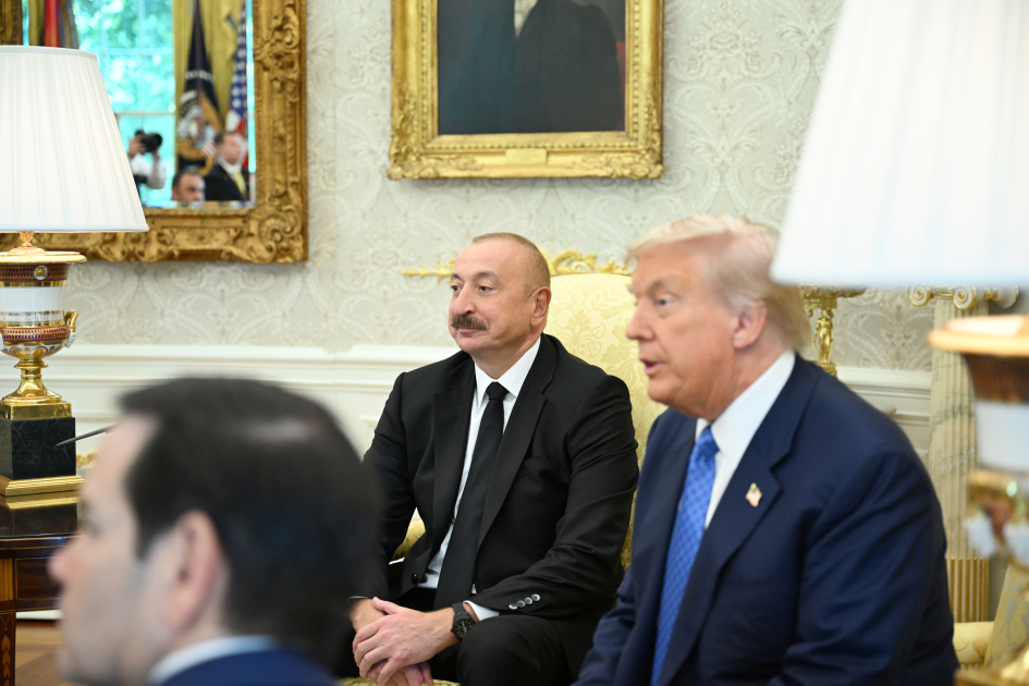 President Ilham Aliyev arrives at White House (PHOTO/VIDEO)