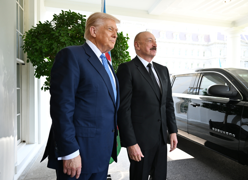 President Ilham Aliyev arrives at White House (PHOTO/VIDEO)