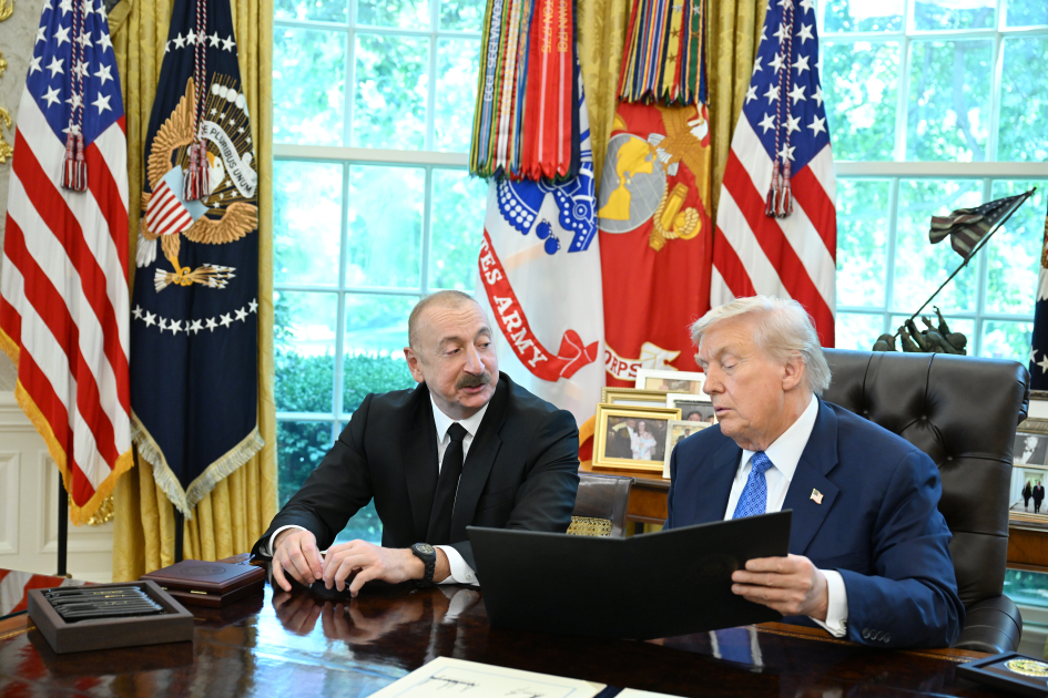 President Ilham Aliyev, Donald Trump sign Memorandum of Understanding (PHOTO/VIDEO)