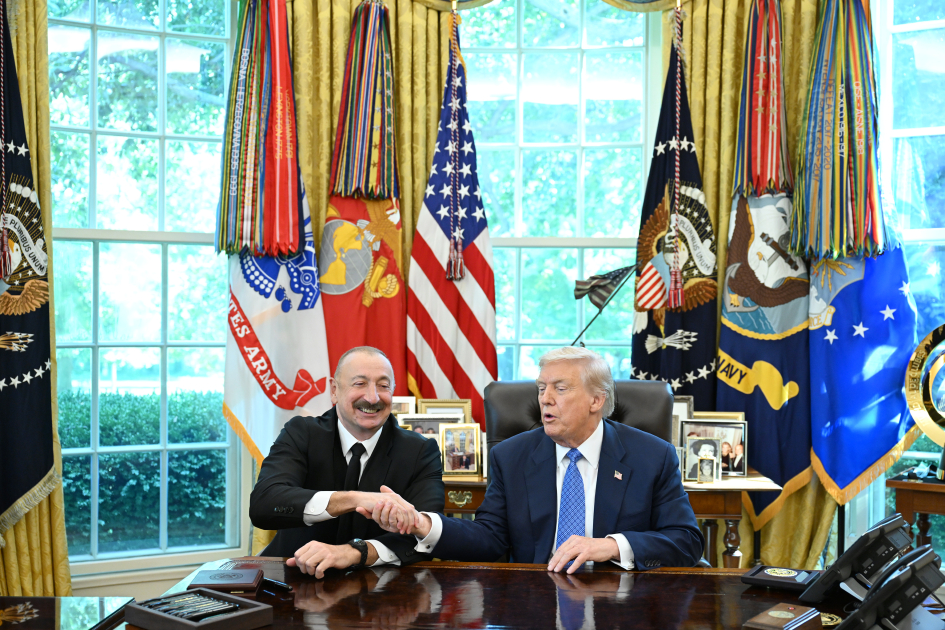 President Ilham Aliyev, Donald Trump sign Memorandum of Understanding (PHOTO/VIDEO)