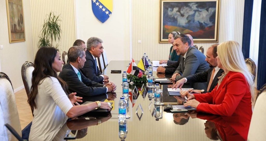 Bosnia, Egypt sign Memorandum of Understanding to boost tourism (PHOTO)