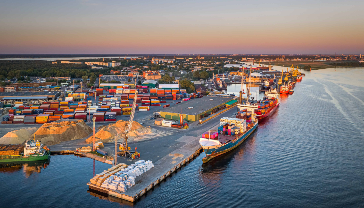 Latvia and Estonia to join forces in ports, ferries, and rail transport