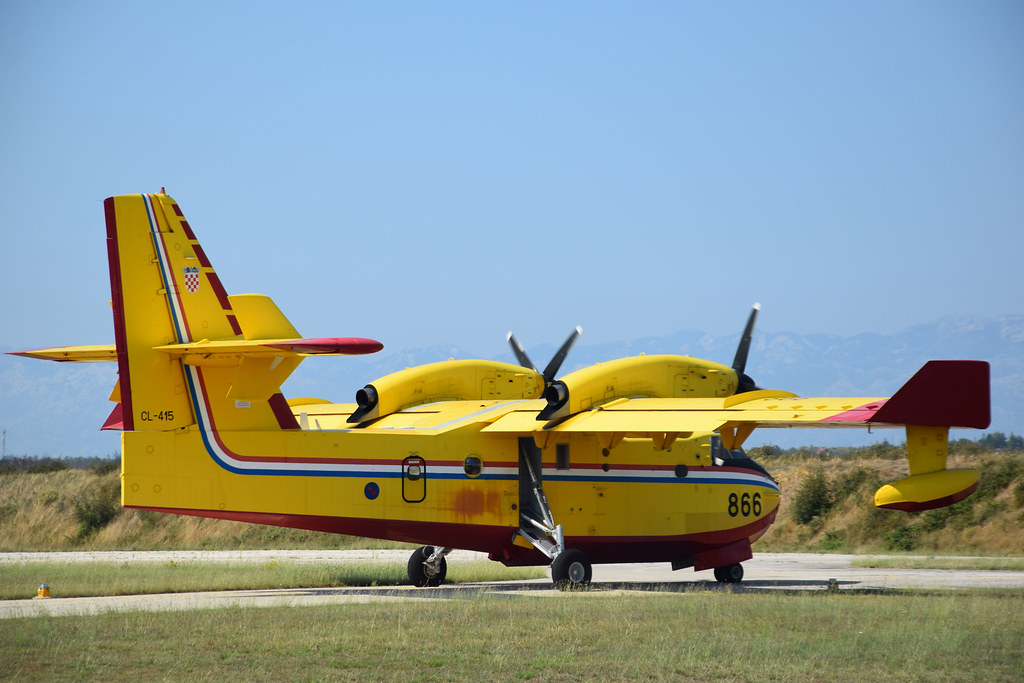Croatian Air Force sends Canadair to Montenegro for firefighting mission (PHOTO)