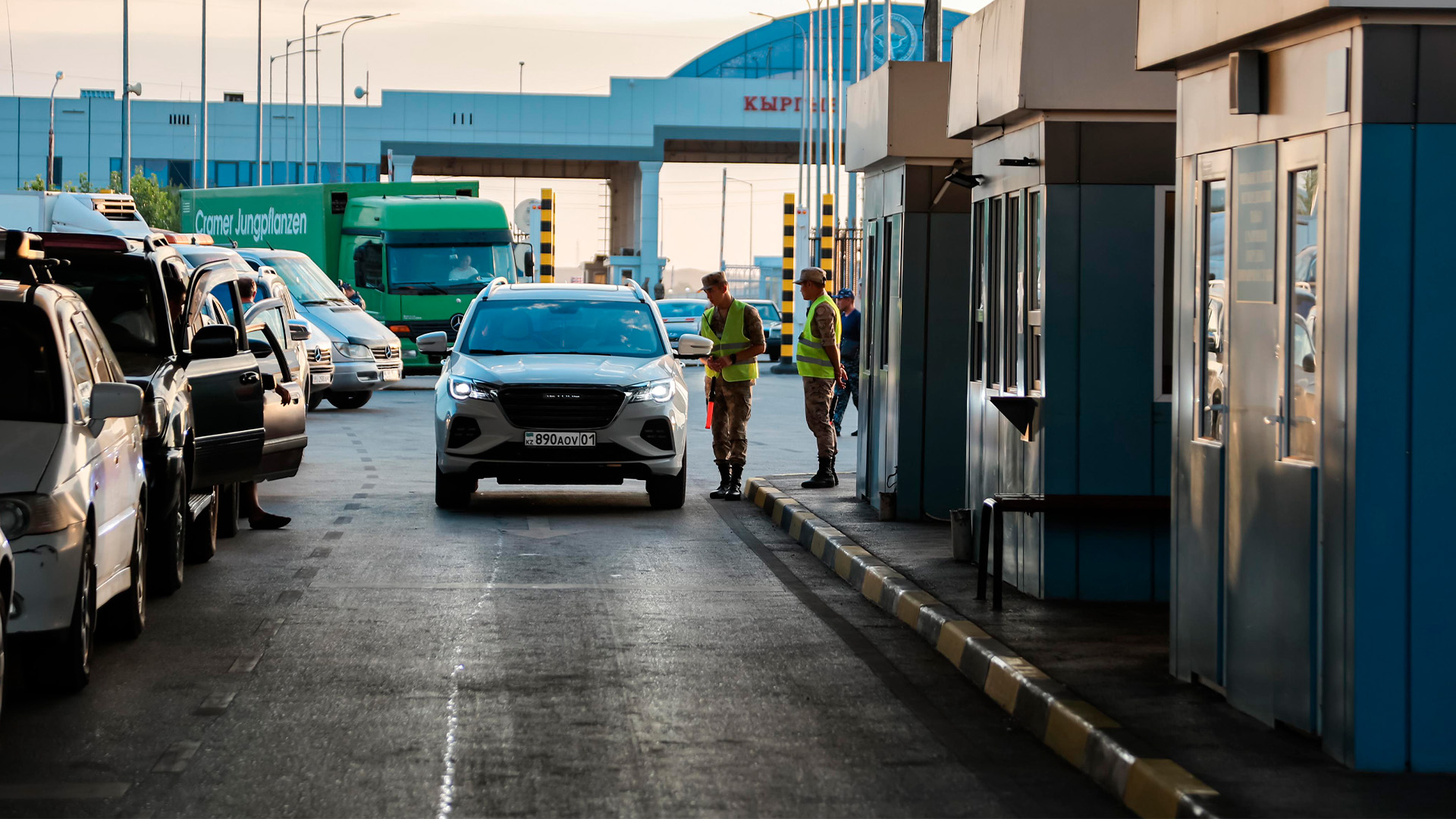 Kazakhstan introduces automated passport control at border with Kyrgyzstan