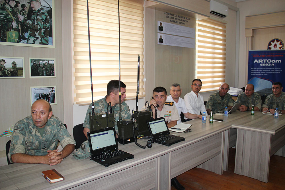 Azerbaijan Army conducts training-methodical session with communications officers (PHOTO)