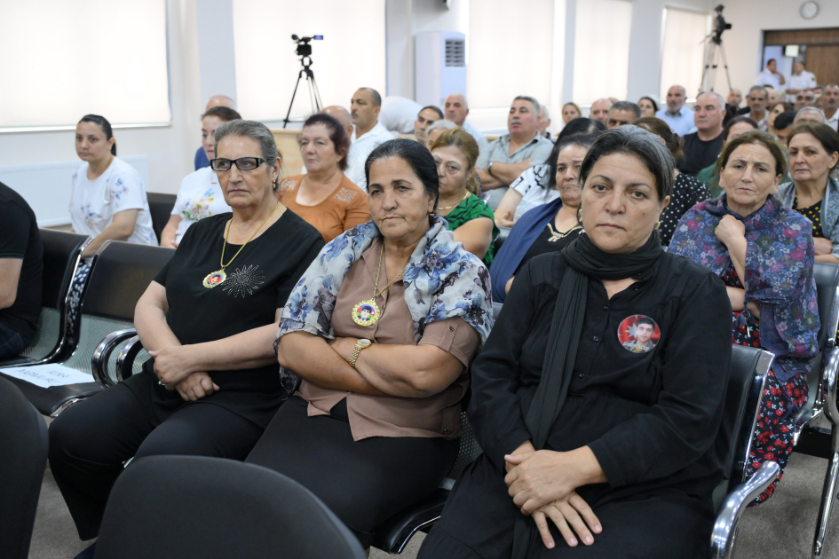 Forcibly displaced persons, including those injured, and whose relatives killed due to attacks by Armenian armed forces testify in court (PHOTO)