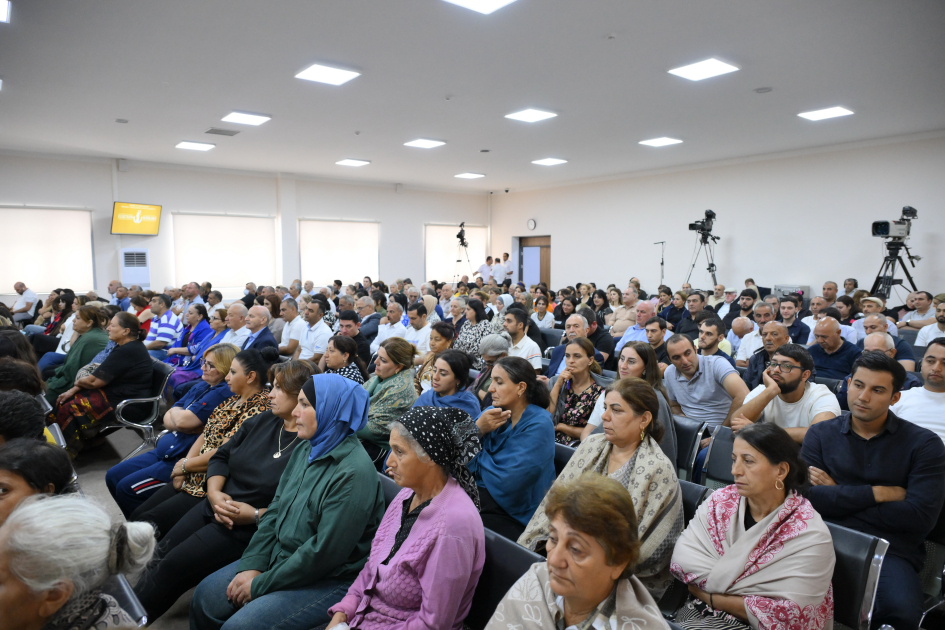 Forcibly displaced persons, including those injured, and whose relatives killed due to attacks by Armenian armed forces testify in court (PHOTO)