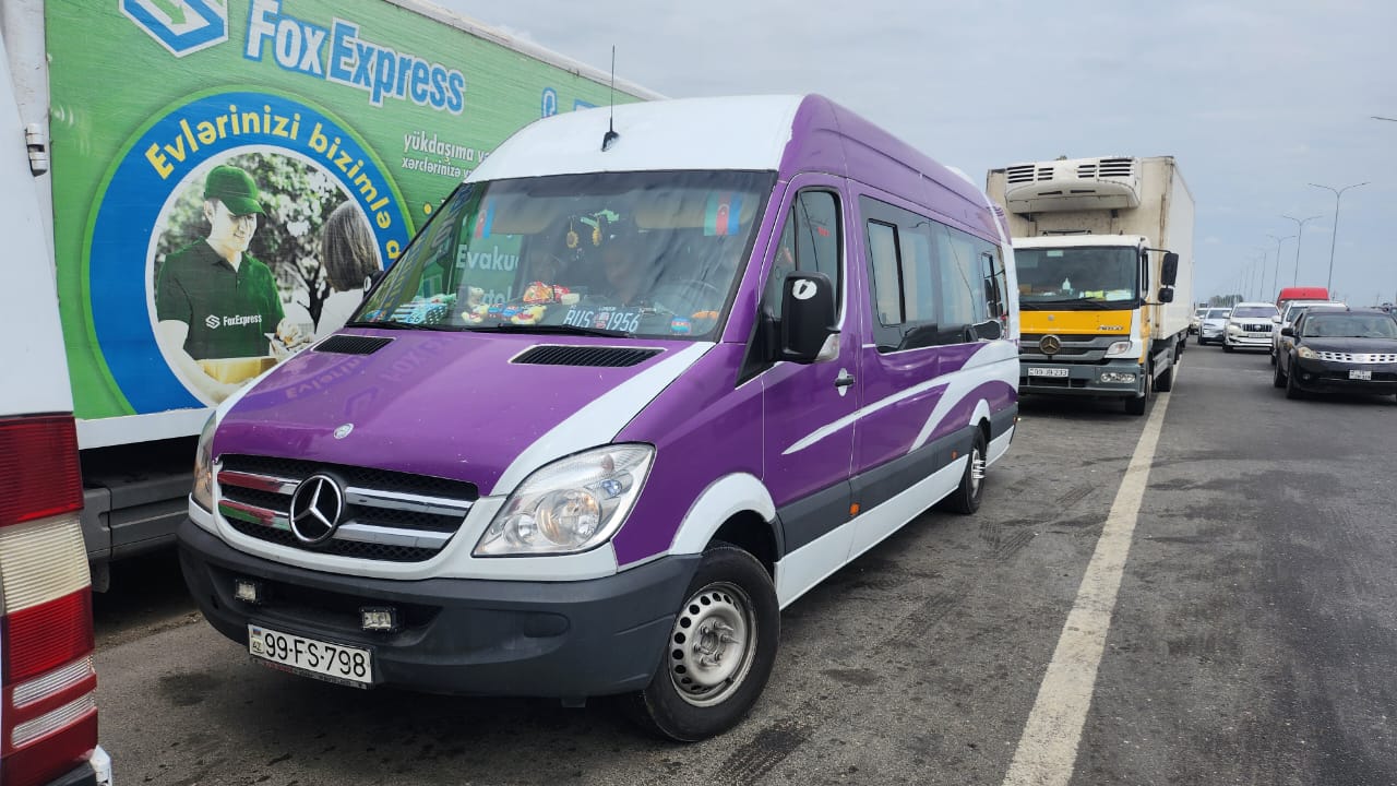 First group of ex-IDPs departs for native Kolatagh village in Azerbaijan's Aghdara (PHOTO)