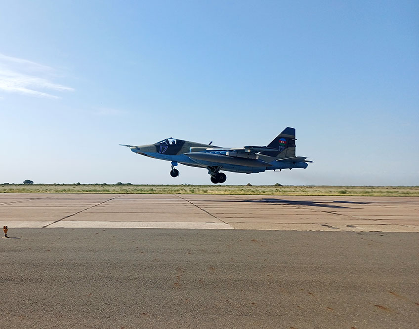 Azerbaijani aviation units conduct training flights (PHOTO/VIDEO)