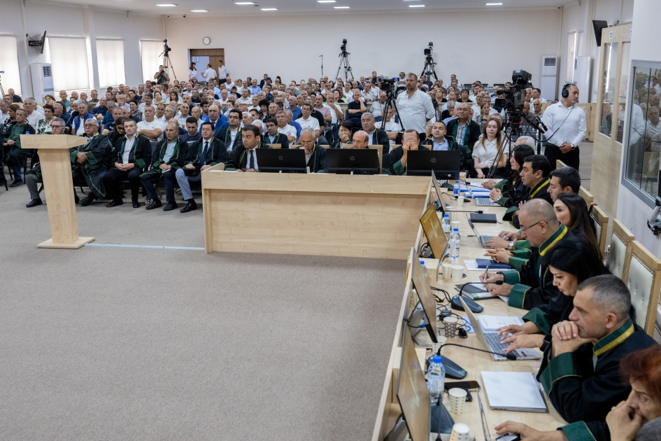 Forcibly displaced persons, including those injured, and whose relatives killed due to Armenian armed forces’ attacks on Khankendi, Lachin, Kalbajar, Aghdara, Jabrayil, and Fuzuli testify in court (PHOTO)