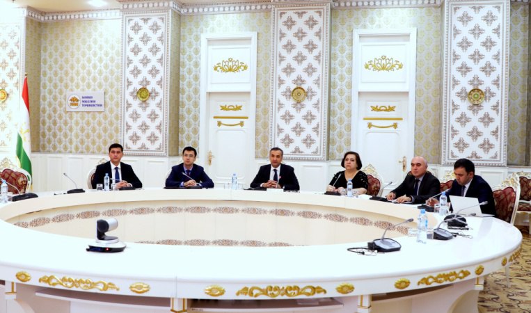 National Bank of Tajikistan, US ColumnBank explore expansion of financial co-op