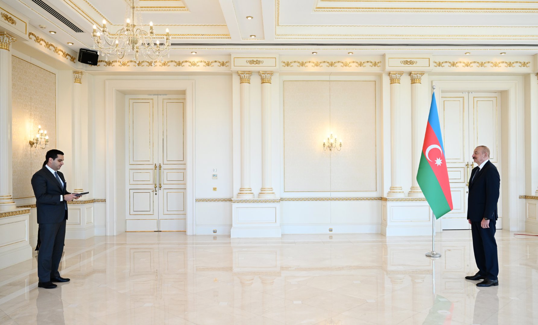 President Ilham Aliyev receives credentials of newly appointed ambassador of Slovakia (PHOTO/VIDEO)