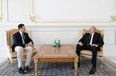 President Ilham Aliyev receives president of global affairs at Goldman Sachs Group Inc. (PHOTO/VIDEO)