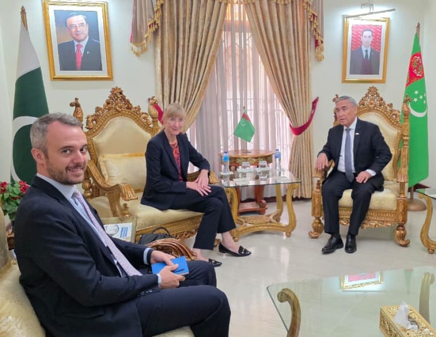 Turkmen, German ambassadors discuss prospects for energy co-op in Islamabad