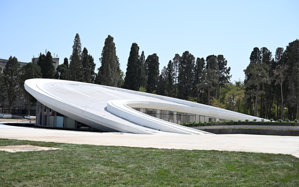 President Ilham Aliyev, First Lady Mehriban Aliyeva review work carried out at Ganja Memorial Complex (PHOTO)