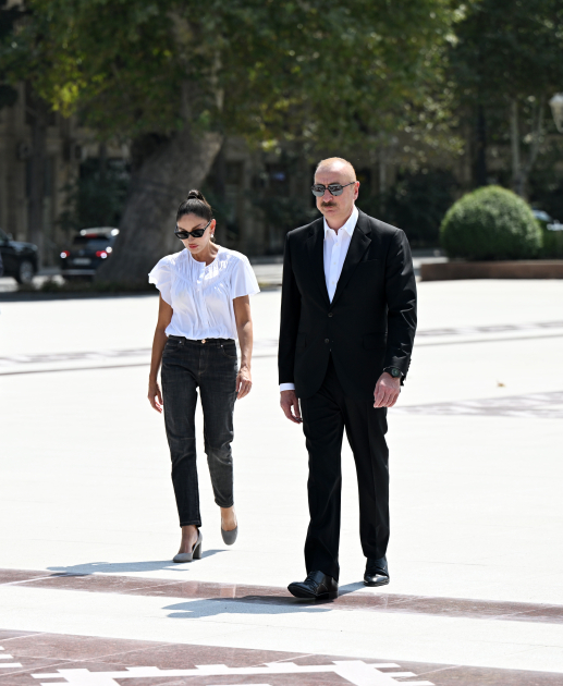 President Ilham Aliyev, First Lady Mehriban Aliyeva visit Ganja (PHOTO)