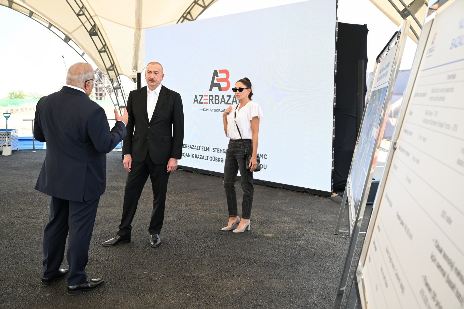 President Ilham Aliyev, First Lady Mehriban Aliyeva attend groundbreaking ceremony for basalt products manufacturing facility in Ganja (PHOTO)