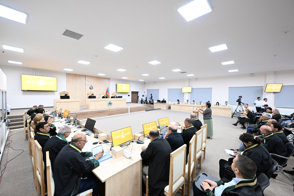 Forcibly displaced persons, including those injured, and whose relatives killed due to Armenian armed forces’ attacks on Khojaly, Lachin, Kalbajar, and Gubadli testify in court (PHOTO)