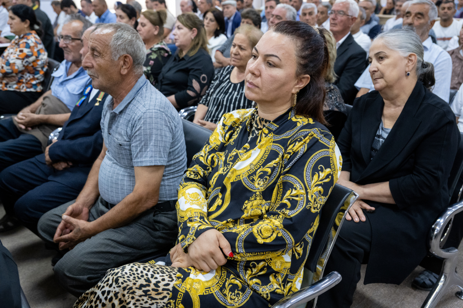 Forcibly displaced persons, including those injured, and whose relatives killed due to Armenian armed forces’ attacks on Khojaly, Lachin, Kalbajar, and Gubadli testify in court (PHOTO)