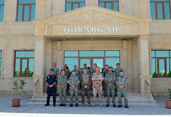 Azerbaijan's Baku hosts meeting with NATO delegation (PHOTO)