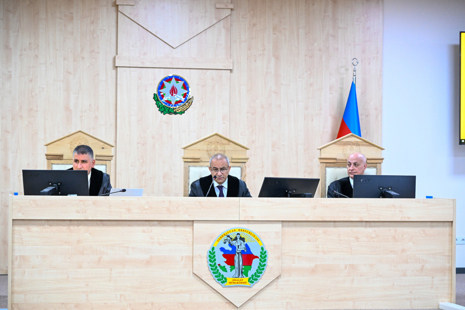 Forcibly displaced persons, including those injured, and whose relatives killed due to Armenian armed forces’ attacks on Khojaly, Lachin, Kalbajar, and Gubadli testify in court (PHOTO)