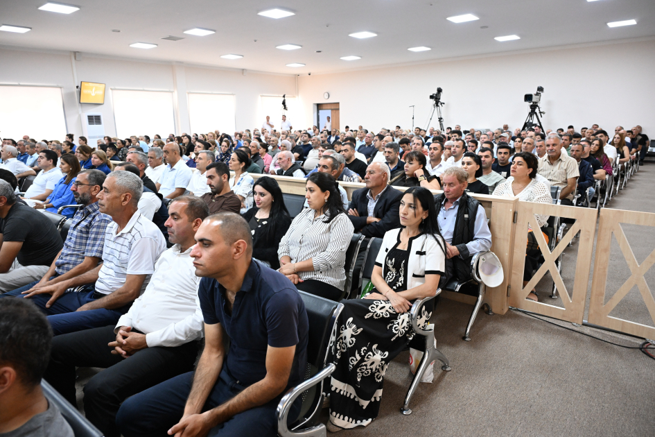Forcibly displaced persons, including those injured, and whose relatives killed due to Armenian armed forces’ attacks on Khojaly, Lachin, Kalbajar, and Gubadli testify in court (PHOTO)