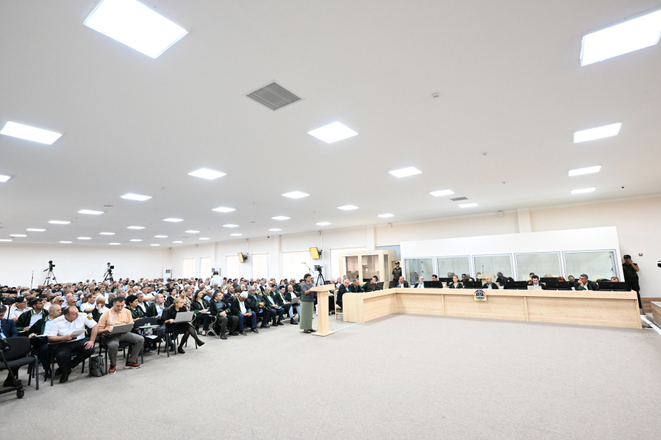 Forcibly displaced persons, including those injured, and whose relatives killed due to Armenian armed forces’ attacks on Khojaly, Lachin, Kalbajar, and Gubadli testify in court (PHOTO)