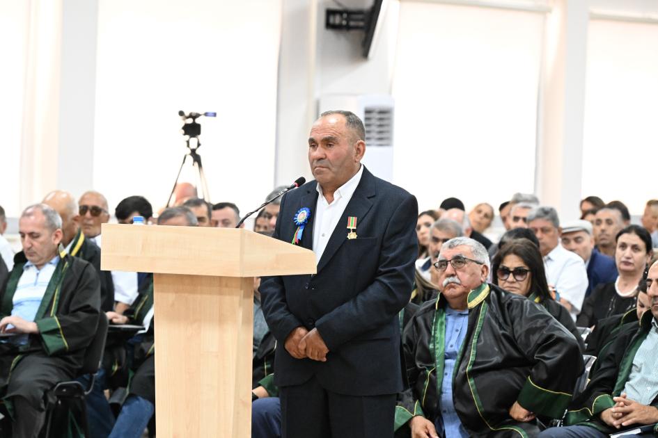 Forcibly displaced persons, including those injured, and whose relatives killed due to Armenian armed forces’ attacks on Khojaly, Lachin, Kalbajar, and Gubadli testify in court (PHOTO)