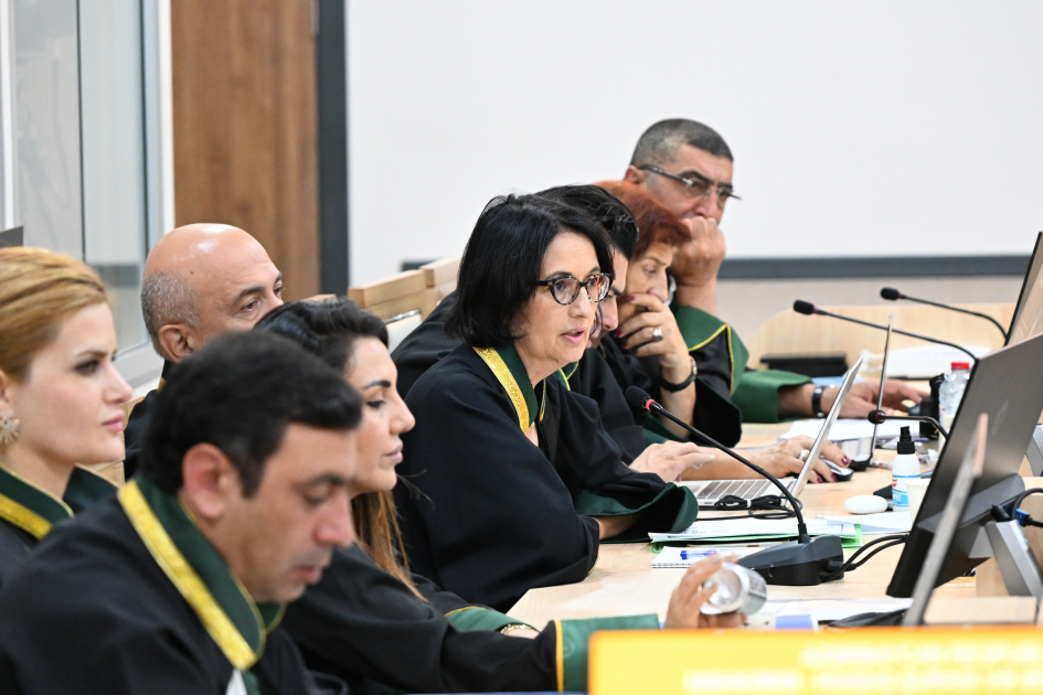 Forcibly displaced persons, including those injured, and whose relatives killed due to Armenian armed forces’ attacks on Khojaly, Lachin, Kalbajar, and Gubadli testify in court (PHOTO)