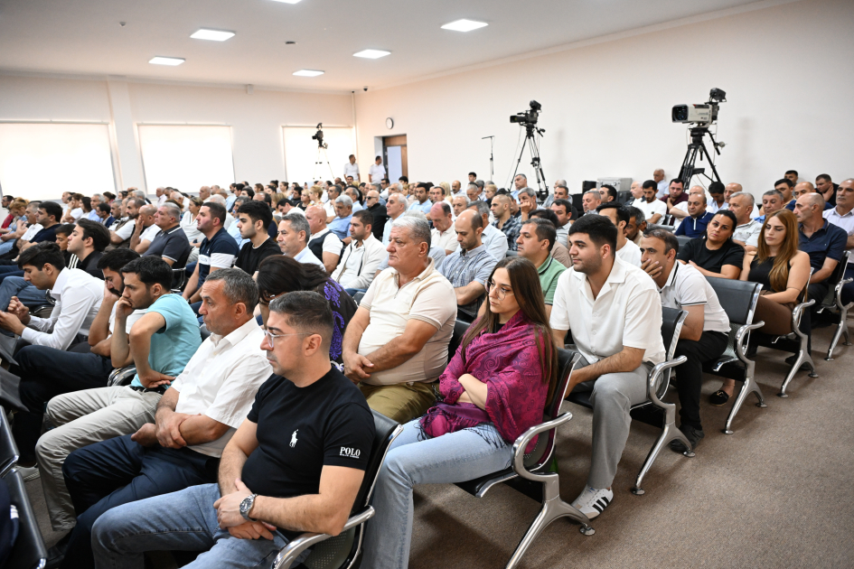 Forcibly displaced persons, including those injured, and whose relatives killed due to Armenian armed forces’ attacks on Khojaly, Lachin, Kalbajar, and Gubadli testify in court (PHOTO)
