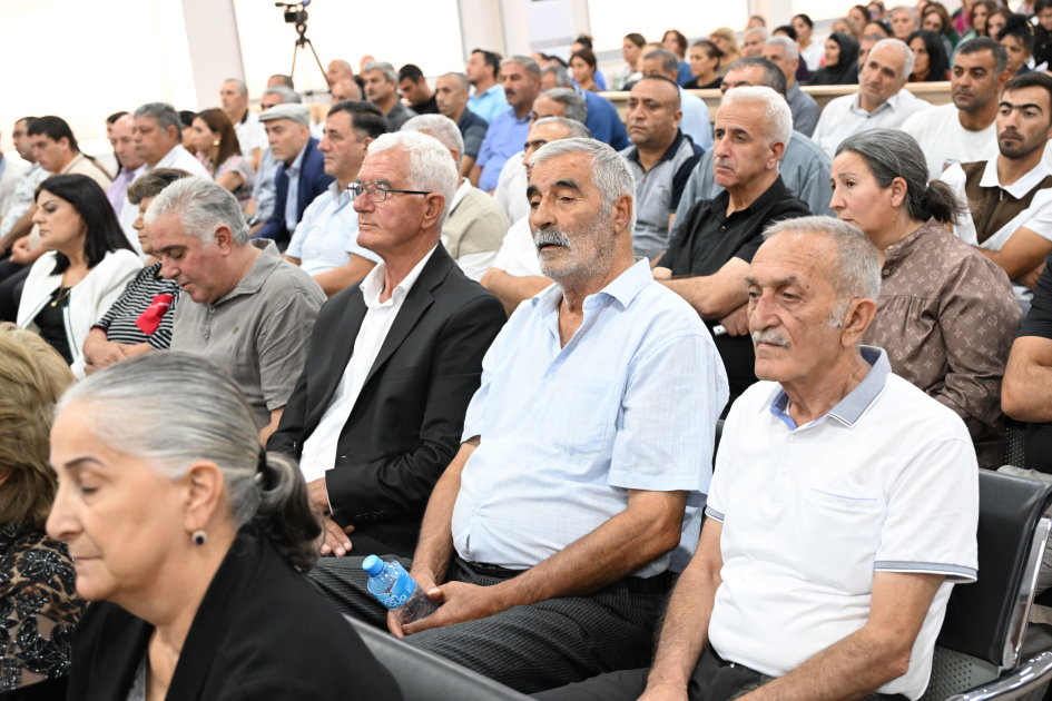 Forcibly displaced persons, including those injured, and whose relatives killed due to Armenian armed forces’ attacks on Khojaly, Lachin, Kalbajar, and Gubadli testify in court (PHOTO)