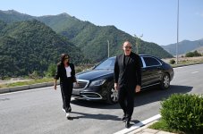 President Ilham Aliyev, First Lady Mehriban Aliyeva meet residents of Kalbajar (PHOTO/VIDEO)