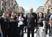 President Ilham Aliyev, First Lady Mehriban Aliyeva meet residents of Kalbajar (PHOTO/VIDEO)