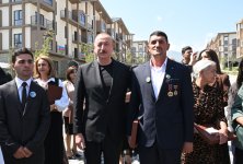 President Ilham Aliyev, First Lady Mehriban Aliyeva meet residents of Kalbajar (PHOTO/VIDEO)