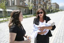 President Ilham Aliyev, First Lady Mehriban Aliyeva meet residents of Kalbajar (PHOTO/VIDEO)