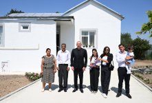 President Ilham Aliyev, First Lady Mehriban Aliyeva review restoration of private houses and infrastructure in Kolatag village of Aghdara (PHOTO/VIDEO)
