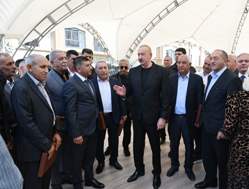President Ilham Aliyev, First Lady Mehriban Aliyeva meet residents of Kalbajar (PHOTO/VIDEO)