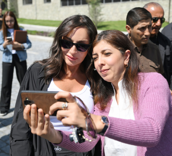 President Ilham Aliyev, First Lady Mehriban Aliyeva meet residents of Kalbajar (PHOTO/VIDEO)