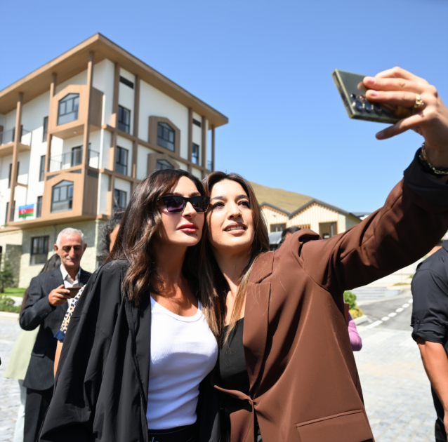 President Ilham Aliyev, First Lady Mehriban Aliyeva meet residents of Kalbajar (PHOTO/VIDEO)