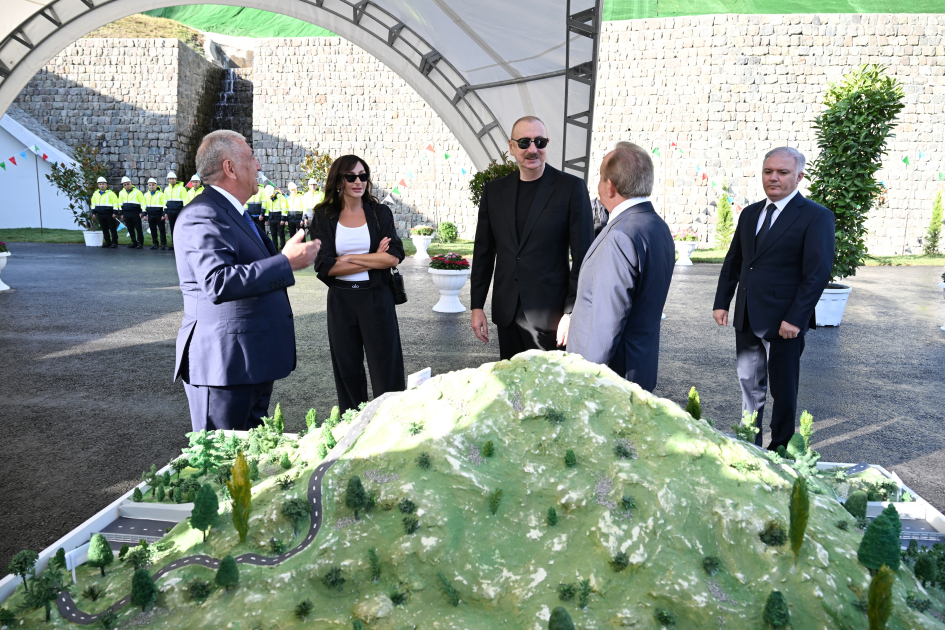 President Ilham Aliyev, First Lady Mehriban Aliyeva view ongoing works on Toganali-Kalbajar-Istisu highway (PHOTO/VIDEO)