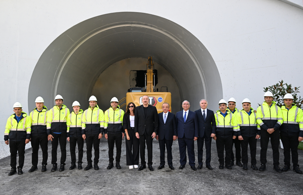 President Ilham Aliyev, First Lady Mehriban Aliyeva view ongoing works on Toganali-Kalbajar-Istisu highway (PHOTO/VIDEO)