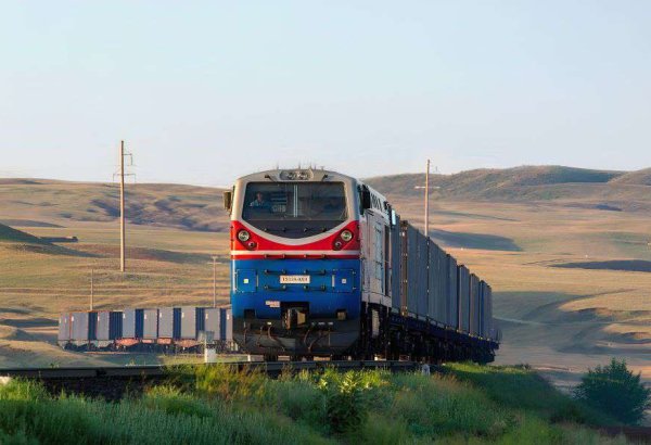 Kazakhstan reports record surge in freight volume on Middle Corridor