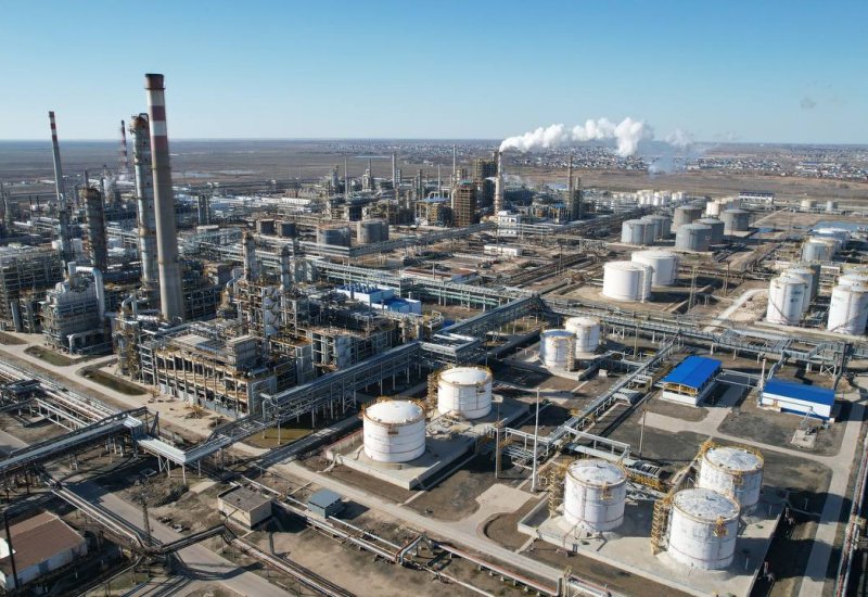 Fire breaks out at key Atyrau Oil Refinery in Kazakhstan