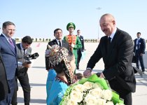 President Ilham Aliyev arrives in Turkmenistan on working visit (PHOTO)