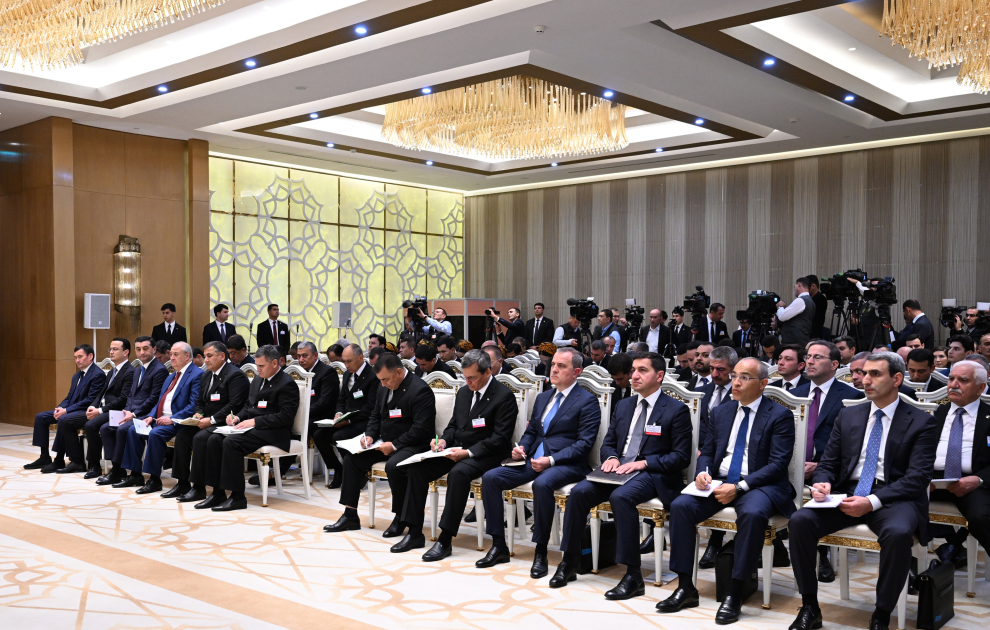 President Ilham Aliyev, Gurbanguly Berdimuhamedov, Shavkat Mirziyoyev make joint press statement in Turkmenbashi (PHOTO)