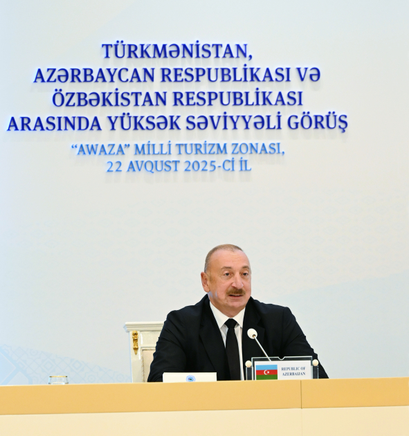 President Ilham Aliyev, Gurbanguly Berdimuhamedov, Shavkat Mirziyoyev make joint press statement in Turkmenbashi (PHOTO)
