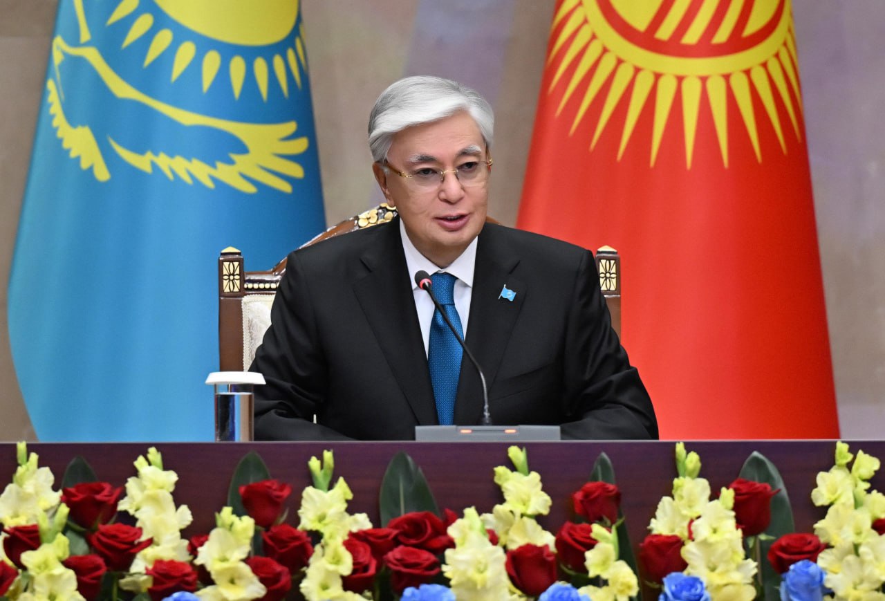 Kazakhstan highlights two decades of growing economic support to Kyrgyzstan