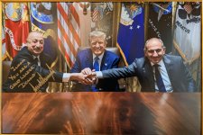 President Ilham Aliyev thanks U.S. President Donald Trump for his gift
