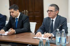 Azerbaijani Media Dev't Agency hosts meeting with Romanian delegation (PHOTO)